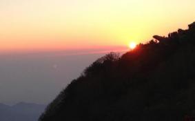 夜爬泰山攻略 夜爬泰山几点开始